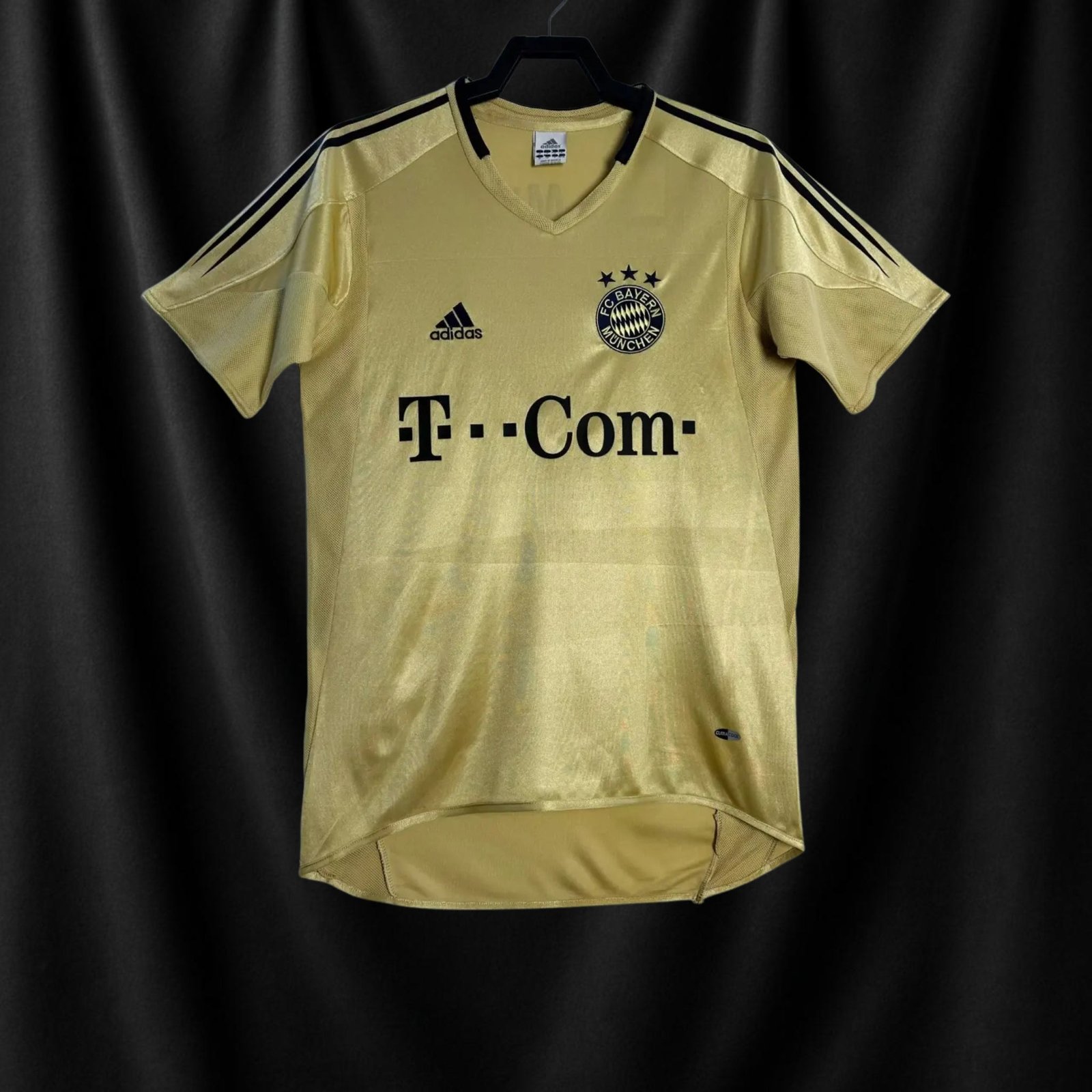 Bayern Munich 2003/04 Away