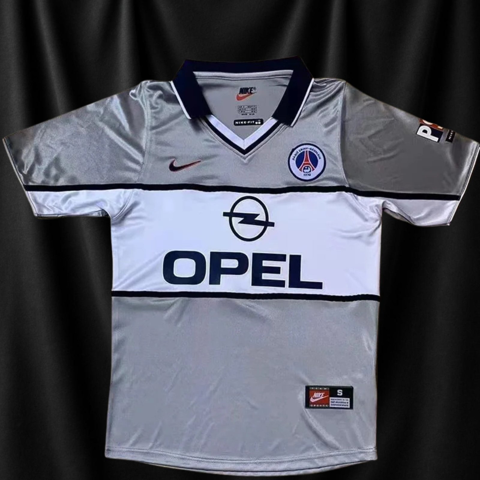 PSG 2000/01 Away